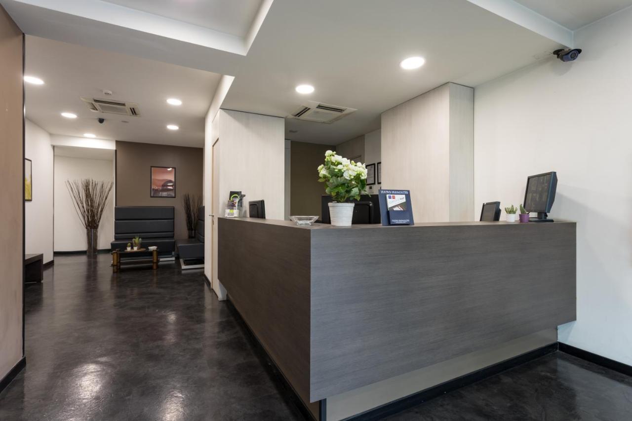 Residenza Conti Aparthotel Roma Ngoại thất bức ảnh